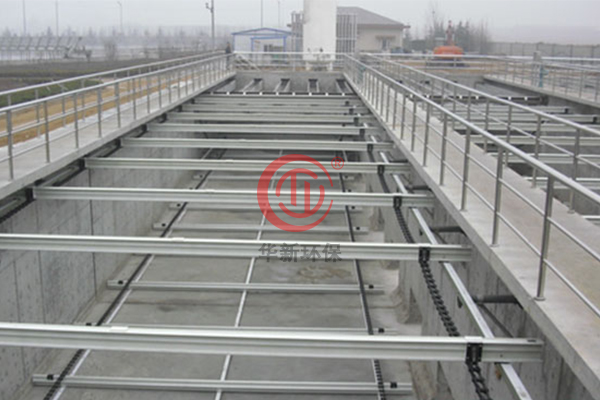 非金屬鏈闆刮泥機.jpg 非金屬鏈闆刮泥機.jpg