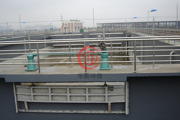 不鏽鋼堰門.jpg 不鏽鋼堰門.jpg