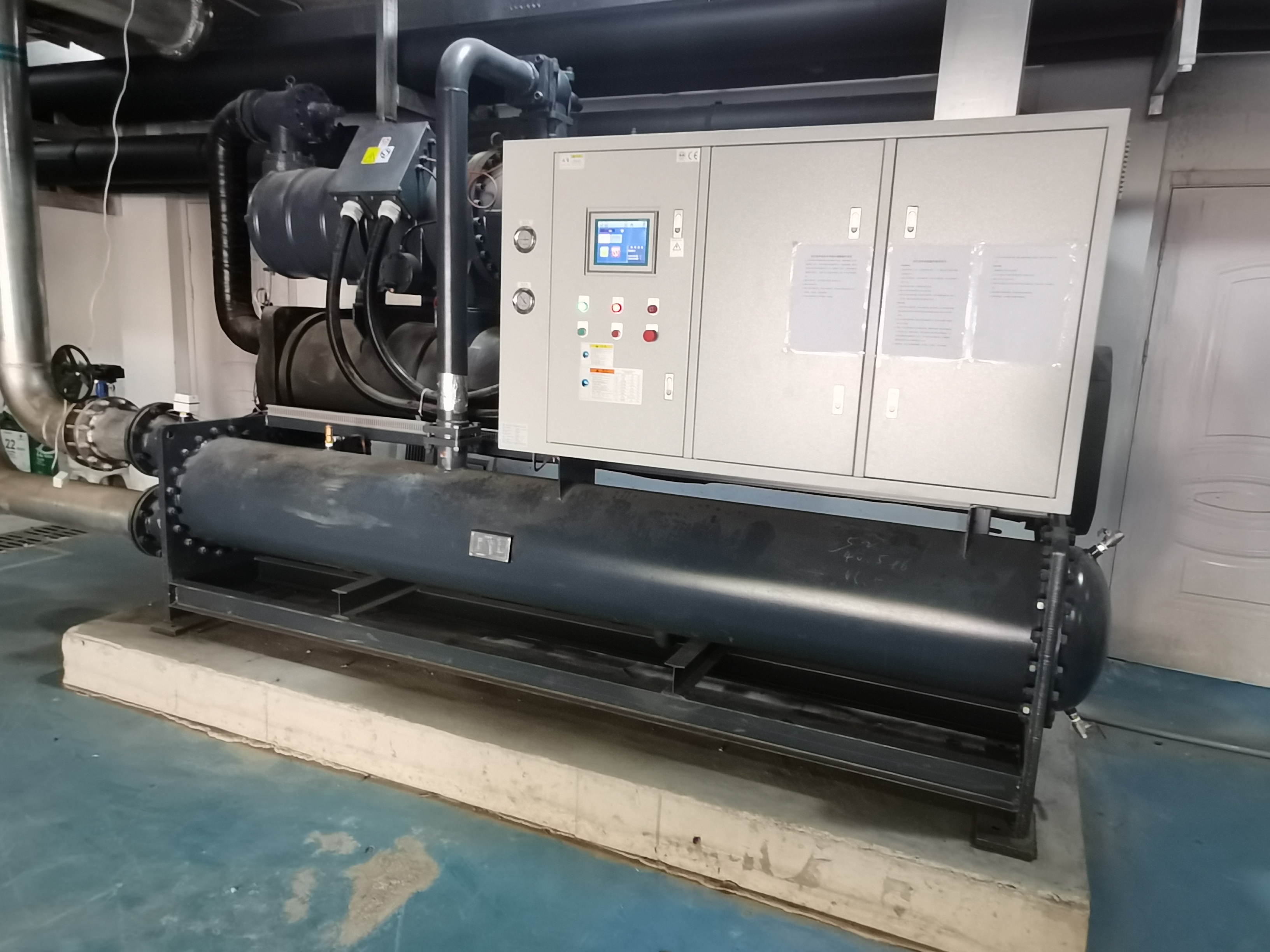 安士佳蘇(sū)州醫藥螺杆冷水機(jī)驗收完成